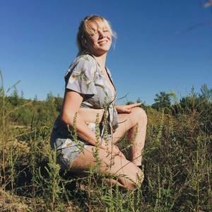 Meet your Posher, Alexis